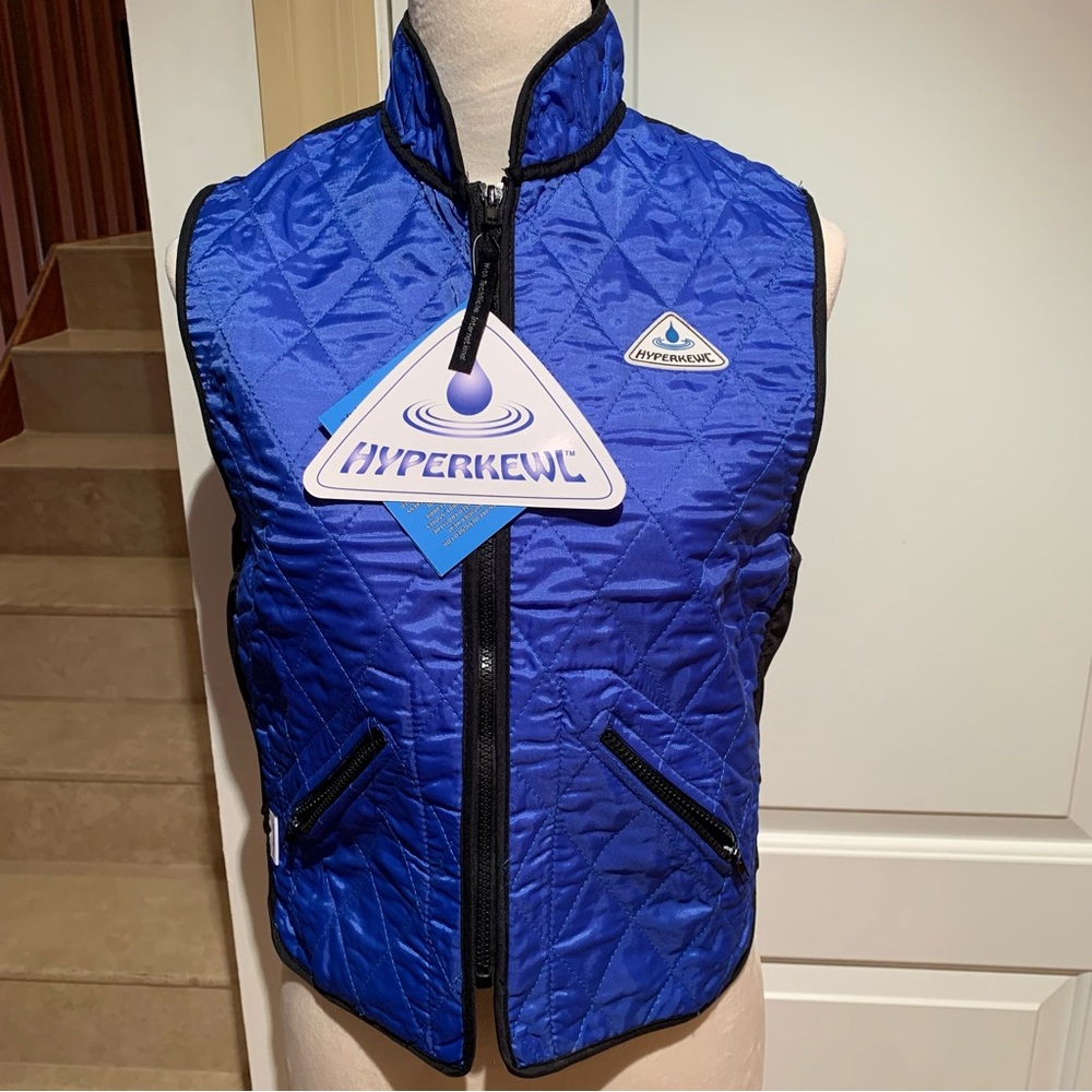 HYPERKEWL. NWT. Cooling Fabric Vest. Blue. Size XS.